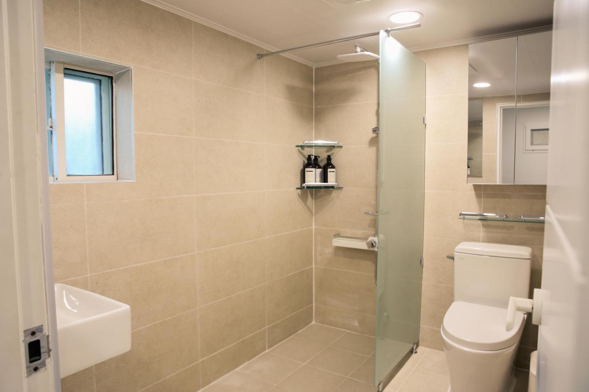 Apartment 3br 2bath 5bed For Big Group 1f