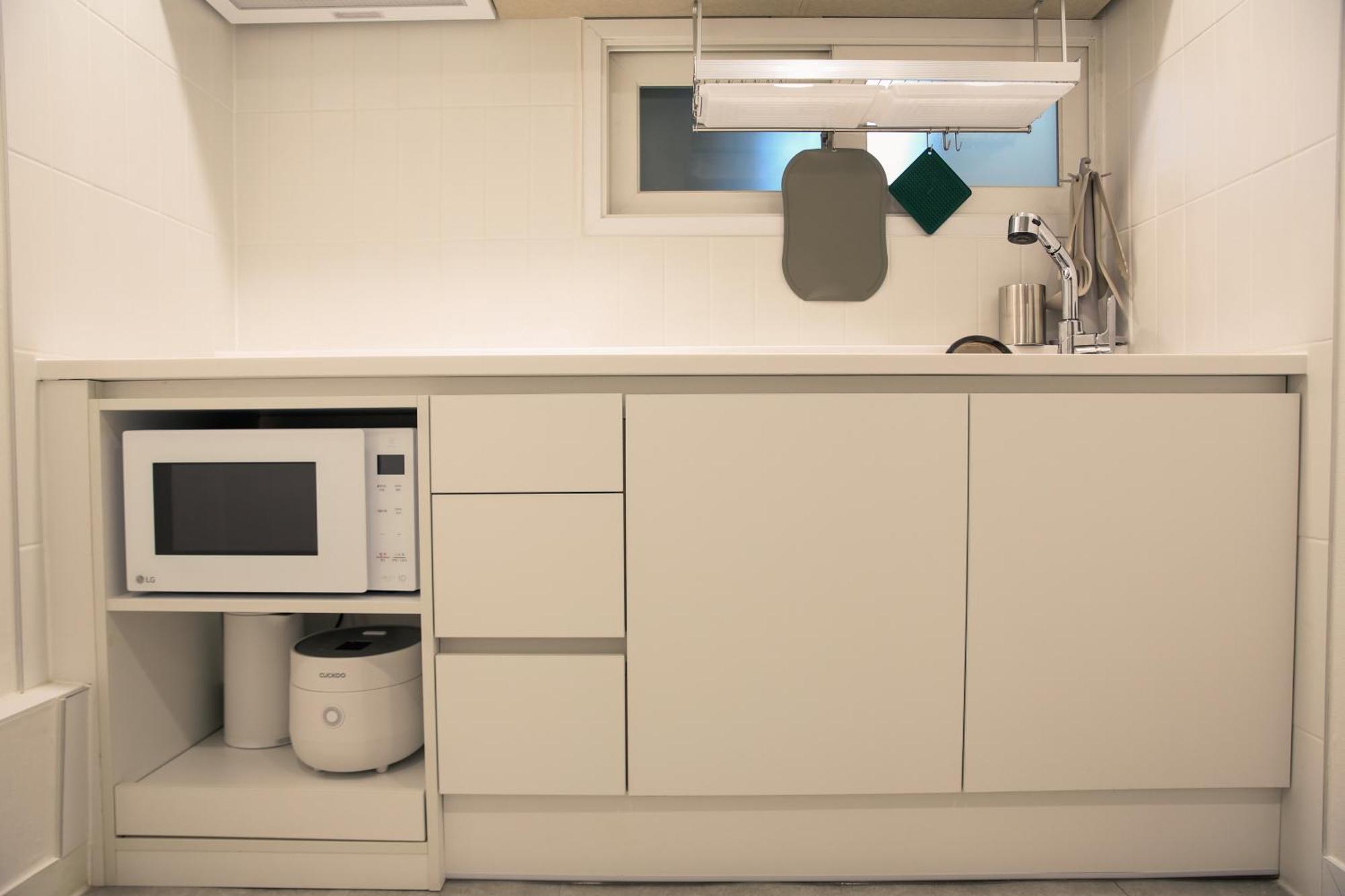 3br 2bath 5bed For Big Group 1f Seoul