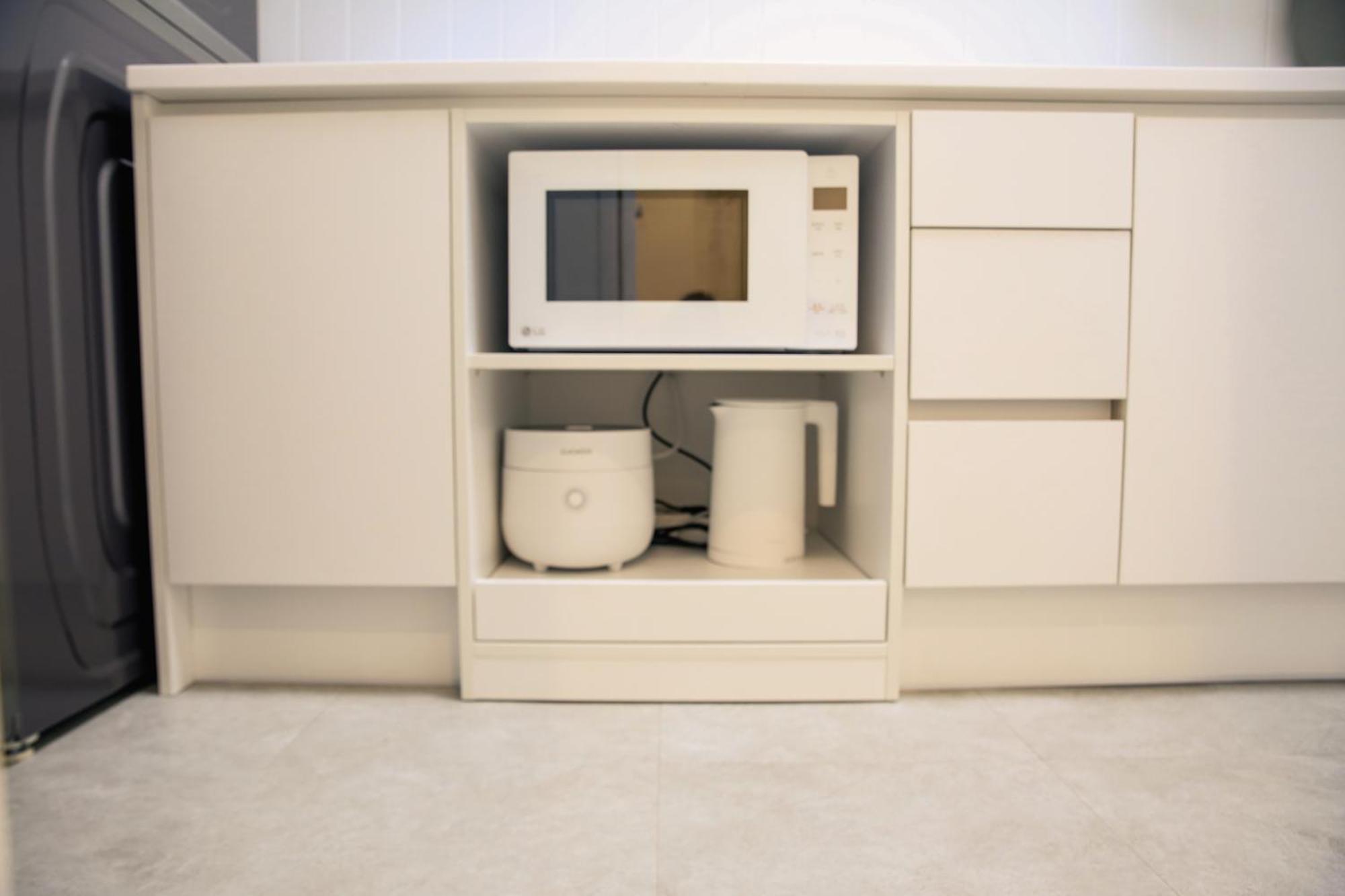 3br 2bath 5bed For Big Group 1f Apartment *