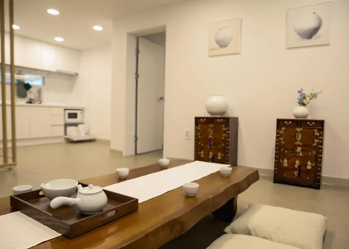 3Br 2Bath 5Bed For Big Group 1F